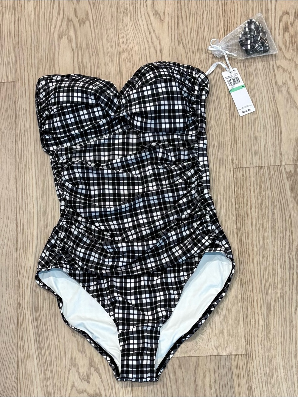 🌷🌷NWT🌷🌷 Anne Cole Twist Front Bandeau One Piece Swimsuit